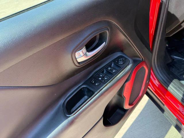Photo of 2016 Colorado Red Jeep Renegade