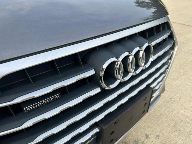 Photo of 2019 Samurai Gray Metallic Audi Q7