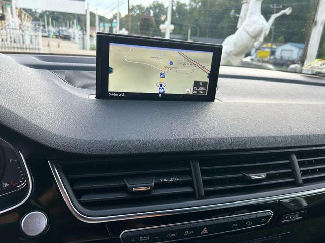 Photo of 2019 Samurai Gray Metallic Audi Q7