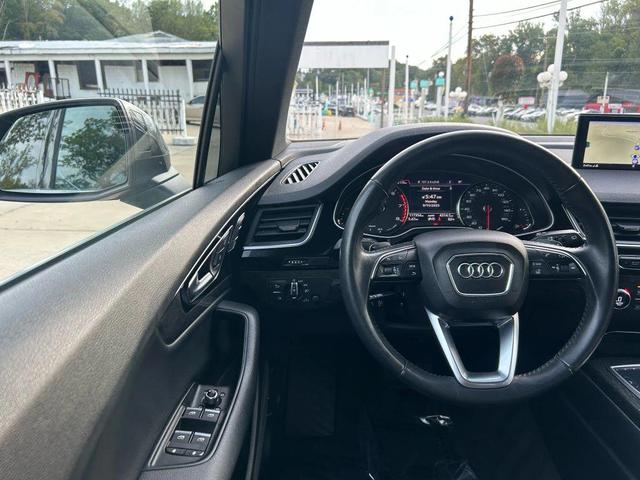 Photo of 2019 Samurai Gray Metallic Audi Q7