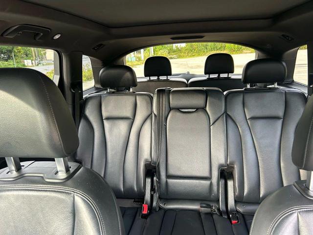 Photo of 2019 Samurai Gray Metallic Audi Q7