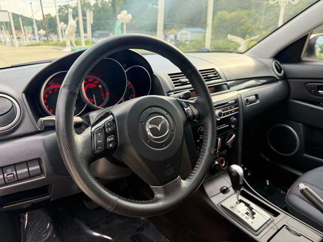 Photo of 2009 Crystal White Pearl Mica Mazda Mazda3