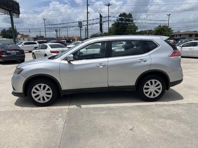 Photo of 2015 Brilliant Silver Nissan Rogue