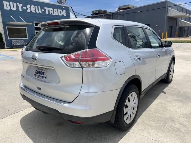 Photo of 2015 Brilliant Silver Nissan Rogue