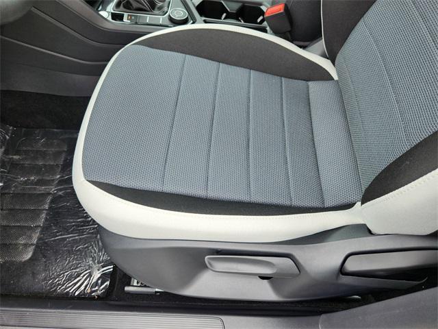 Photo of 2025 Deep Black Pearl Volkswagen Taos