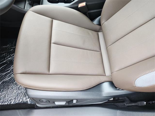 Photo of 2025 Glacier White Metallic Audi Q4 e-tron