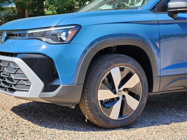 Photo of 2025 Monterey Blue Pearl Volkswagen Taos