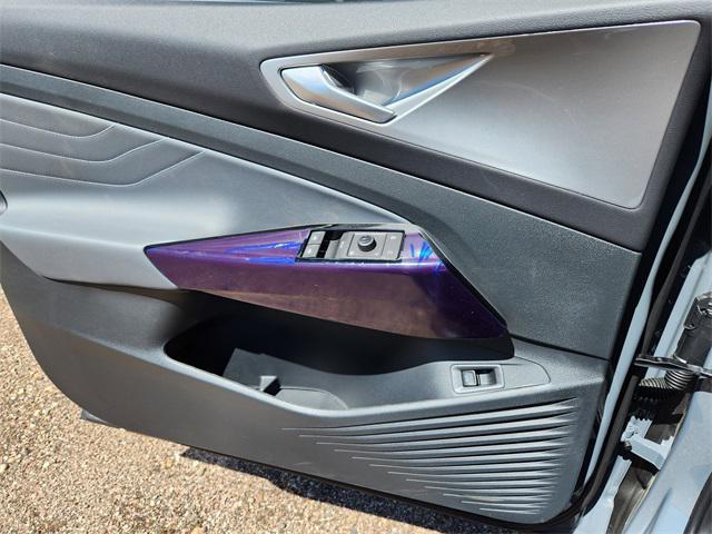 Photo of 2025 pure gray Volkswagen ID.4