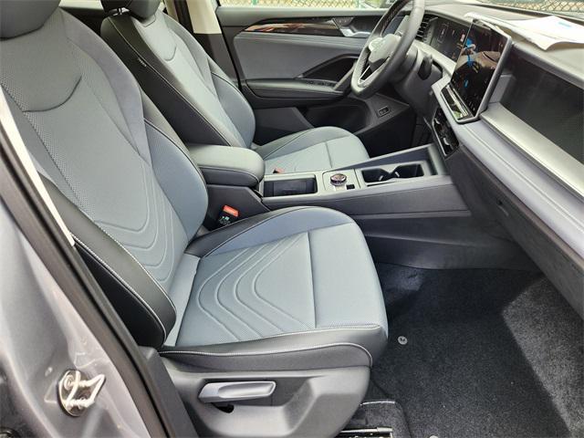 Photo of 2025 Pyrite Silver Metallic Volkswagen Tiguan