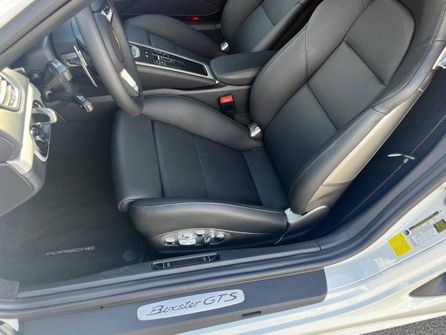 Photo of 2025 White Porsche 718 Boxster