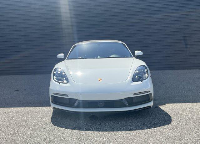 Photo of 2025 White Porsche 718 Boxster