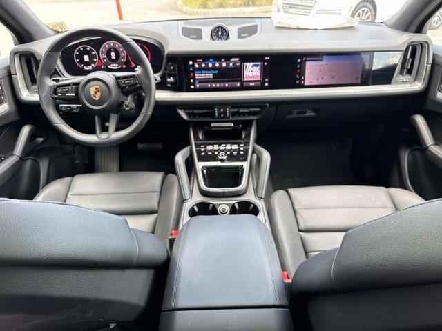Photo of 2025 Arctic Grey Porsche Cayenne