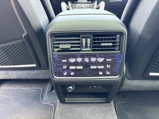 Photo of 2025 Arctic Grey Porsche Cayenne