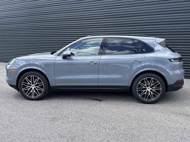 Photo of 2025 Arctic Grey Porsche Cayenne