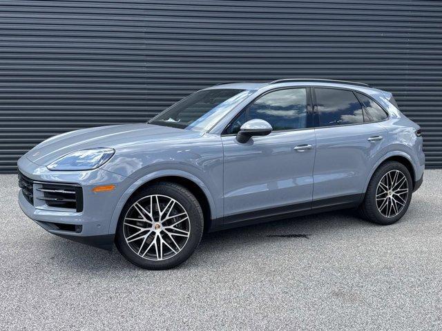 Photo of 2025 Arctic Grey Porsche Cayenne