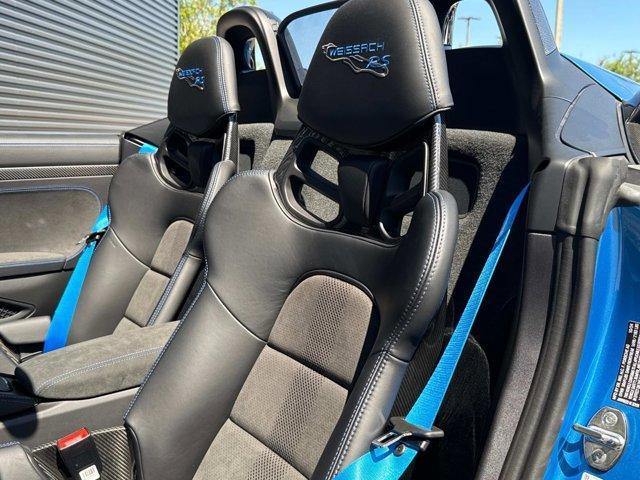 Photo of 2025 Sea Blue Metallic Porsche 718 Spyder