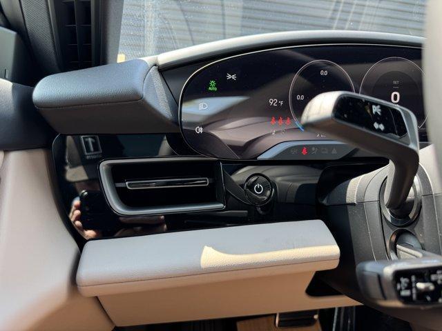 Photo of 2025 White Porsche Taycan
