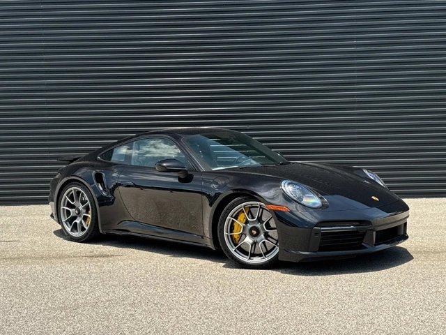 Photo of 2022 Jet Black Metallic Porsche 911