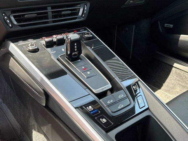Photo of 2022 Jet Black Metallic Porsche 911