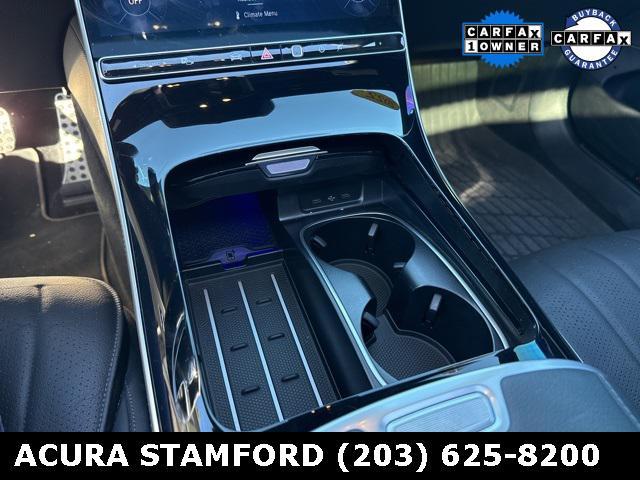 Photo of 2022 MANUFAKTUR Diamond White Mercedes-Benz S-Class