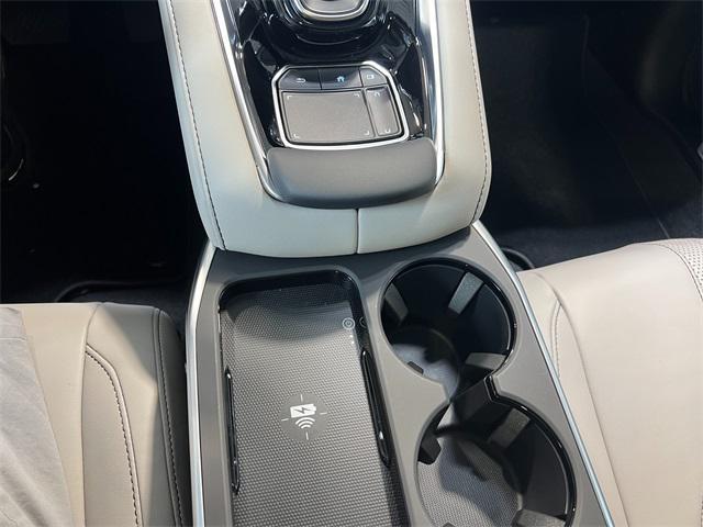 Photo of 2025 Platinum White Pearl Acura RDX