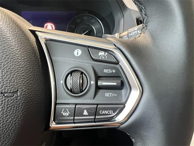 Photo of 2025 Platinum White Pearl Acura RDX