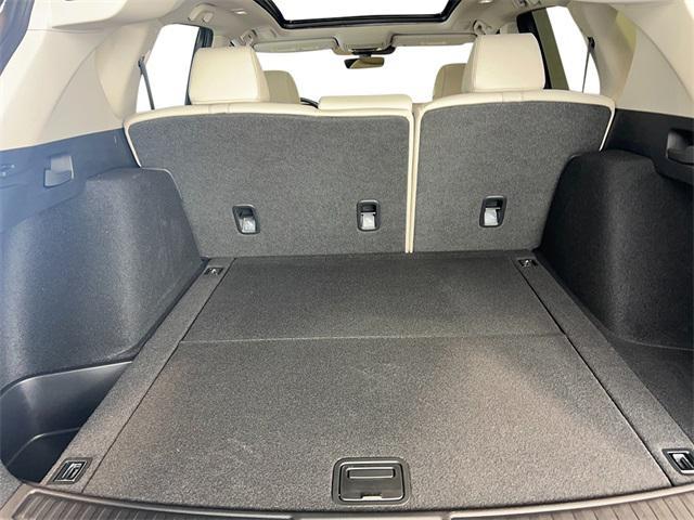 Photo of 2025 Platinum White Pearl Acura RDX