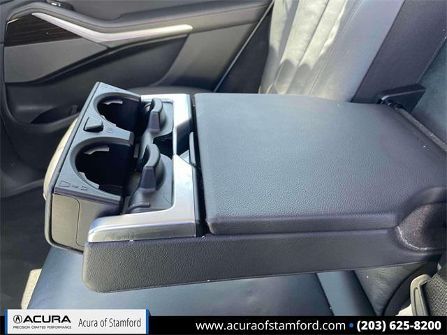 Photo of 2019 Alpine White BMW X7