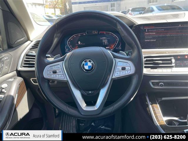 Photo of 2019 Alpine White BMW X7