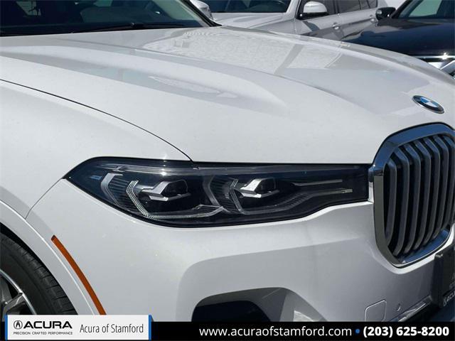 Photo of 2019 Alpine White BMW X7
