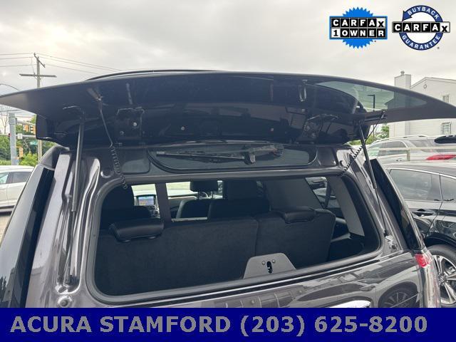 Photo of 2015 Iridium Metallic GMC Yukon
