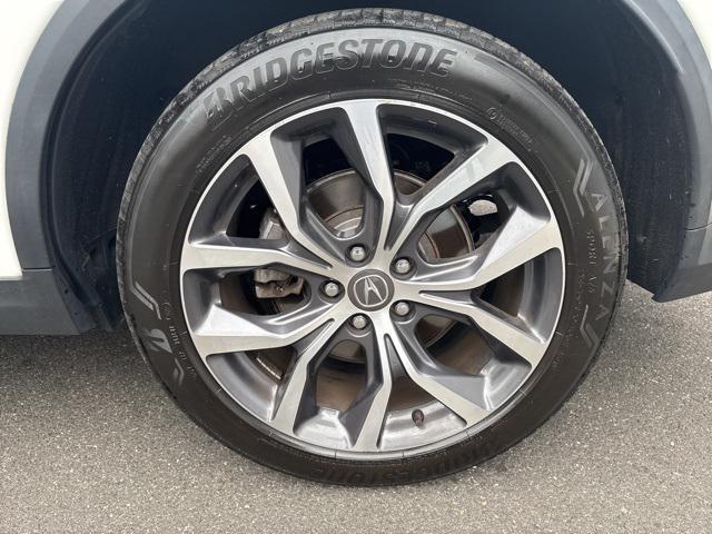 Photo of 2023 Platinum White Pearl Acura MDX