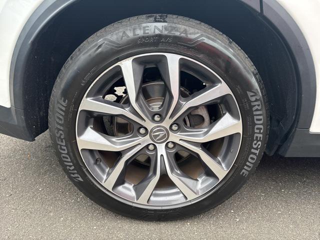 Photo of 2023 Platinum White Pearl Acura MDX