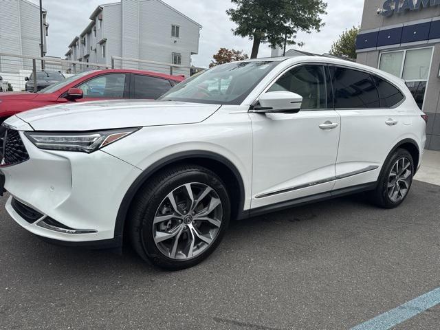 Photo of 2023 Platinum White Pearl Acura MDX