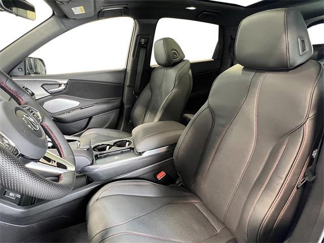 Photo of 2025 Solar Silver Metallic Acura RDX