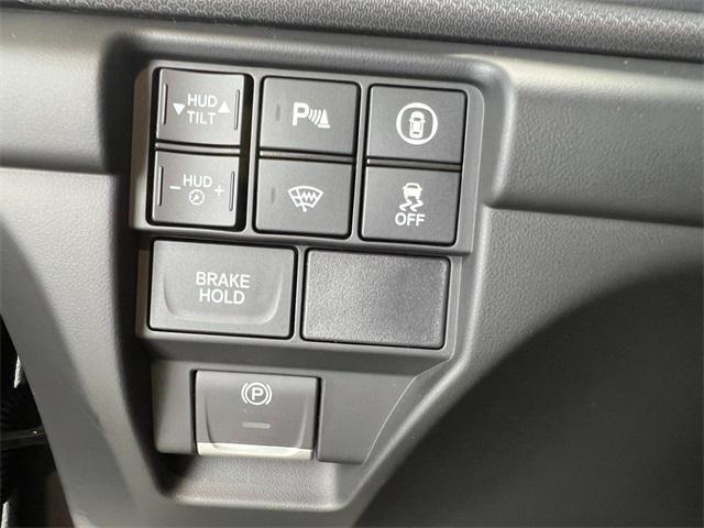 Photo of 2025 Solar Silver Metallic Acura RDX