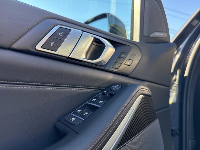 Photo of 2023 Dravit Grey Metallic BMW X5