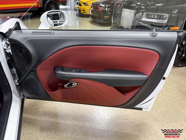 Photo of 2022 White Knuckle Clear Coat Dodge Challenger