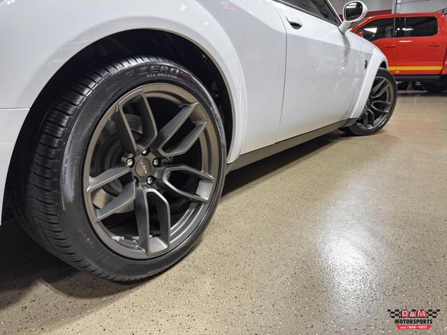 Photo of 2022 White Knuckle Clear Coat Dodge Challenger