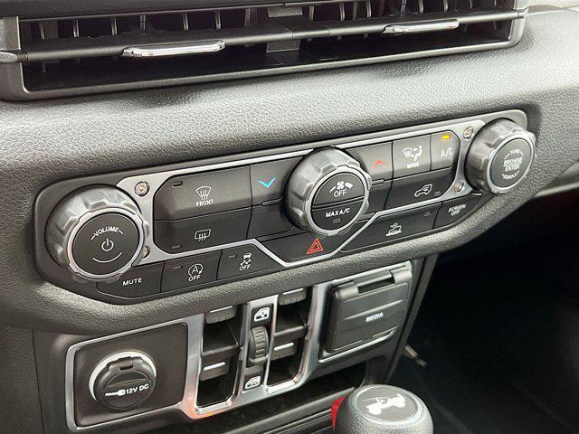 Photo of 2025 Firecracker Red Clearcoat Jeep Wrangler
