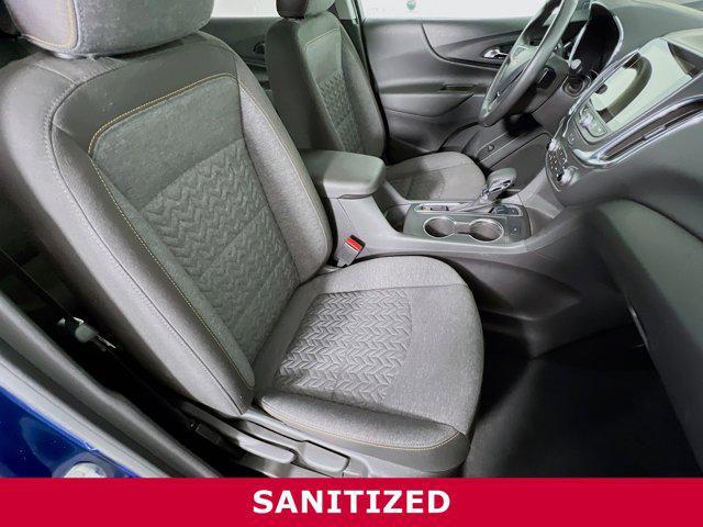 Photo of 2022 Blue Glow Metallic Chevrolet Equinox