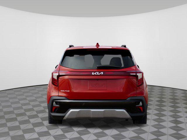 Photo of 2026 Mars Orange Kia Seltos