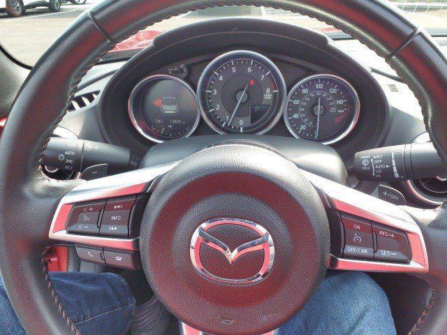 Photo of 2019 Soul Red Crystal Metallic Mazda MX-5 Miata