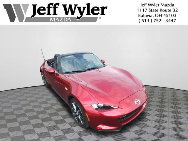 Photo of 2019 Soul Red Crystal Metallic Mazda MX-5 Miata