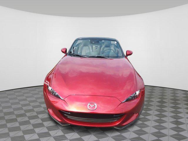 Photo of 2019 Soul Red Crystal Metallic Mazda MX-5 Miata