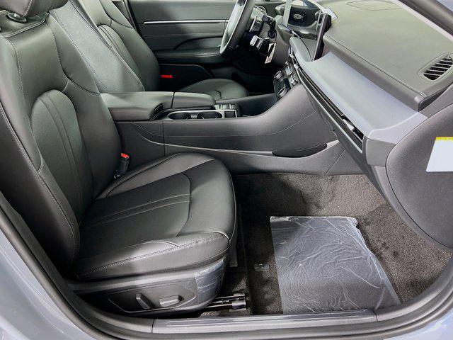 Photo of 2025 Transmission Blue Hyundai SONATA Hybrid