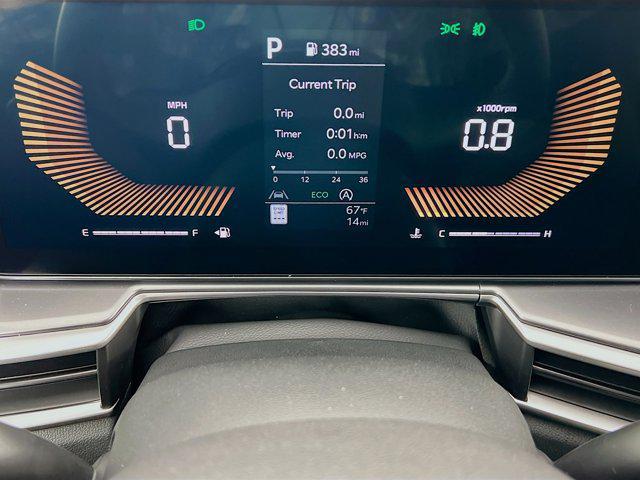Photo of 2025 Glacial White Pearl Kia Sorento