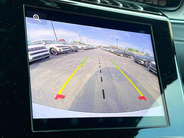 Photo of 2025 Bright White Clearcoat Jeep Grand Cherokee