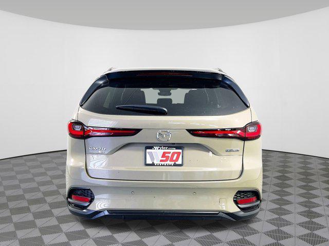 Photo of 2025 Zircon Sand Metallic Mazda CX-70