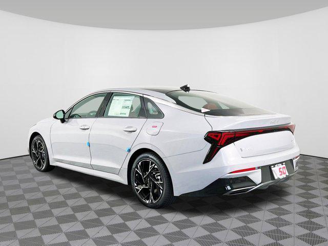 Photo of 2025 Wolf Gray Kia K5